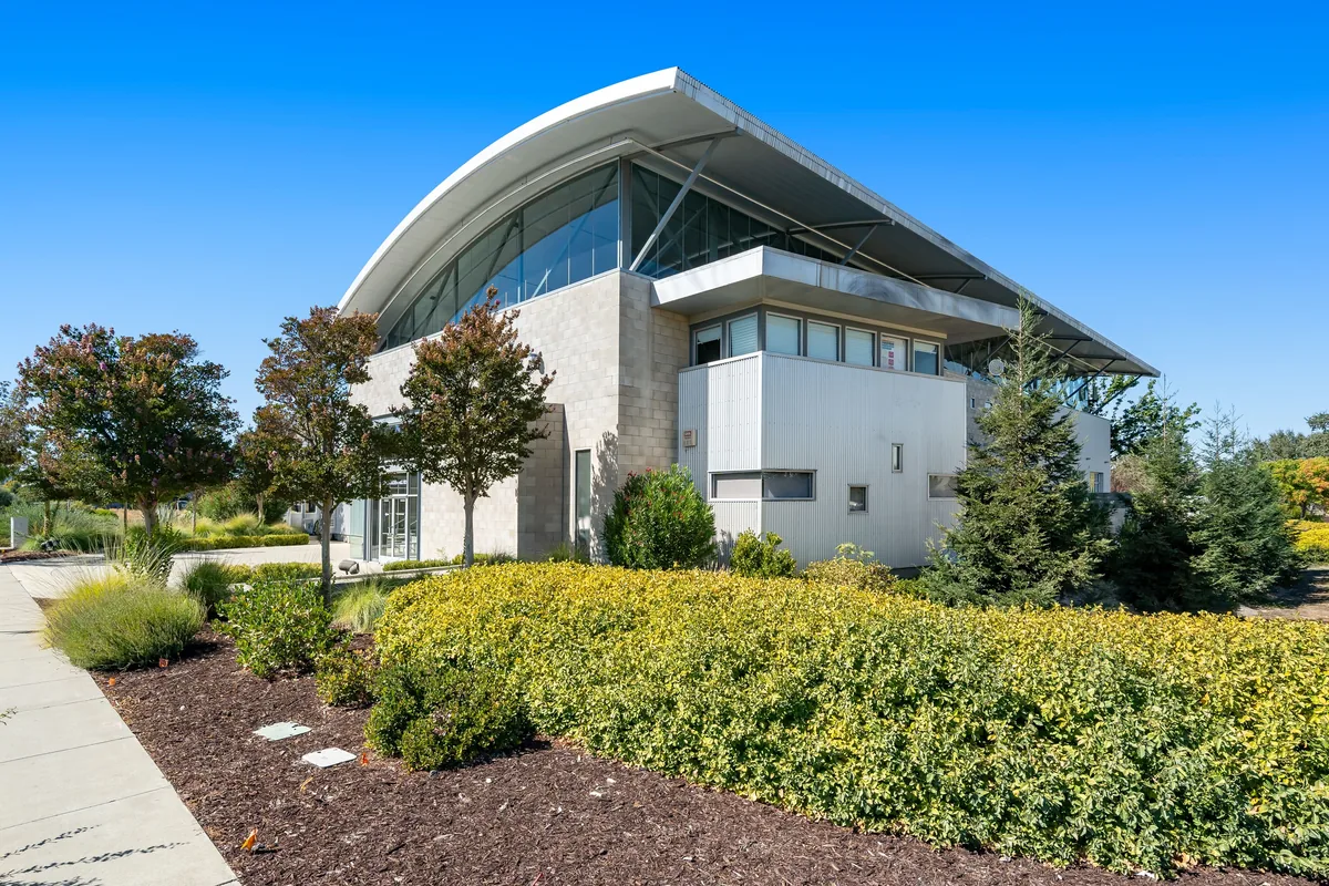 Exterior of the office and flex building at 2004 Dallons Drive, Paso Robles